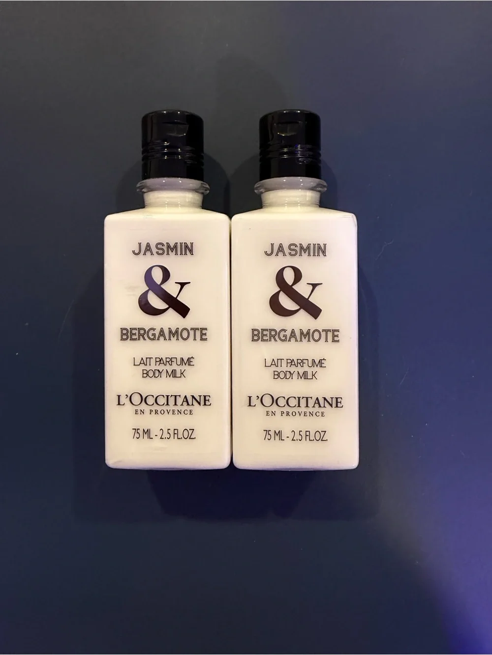 L'OCCITANE Jasmin & Bergamote Body Milk Lotion - White & Black